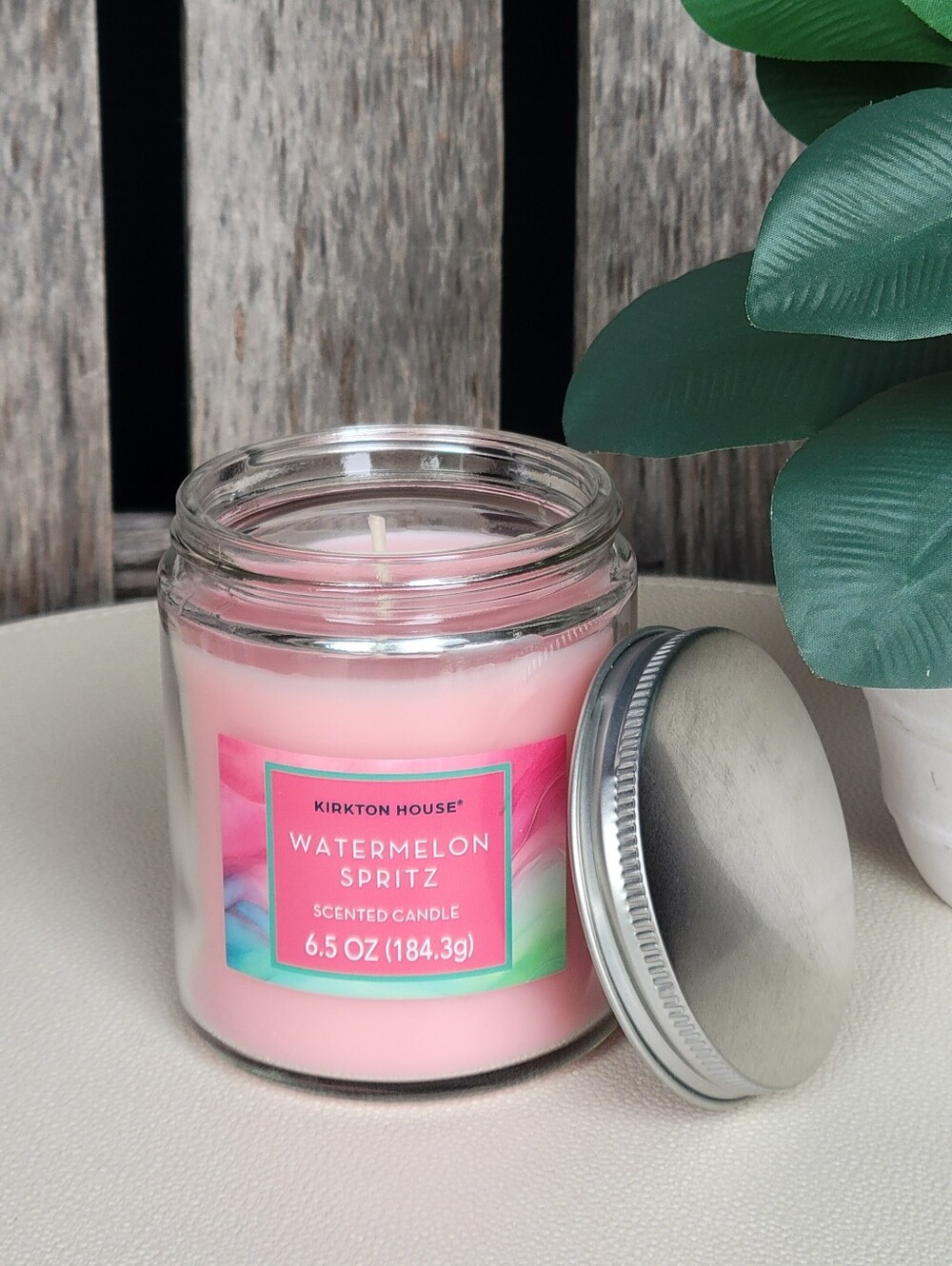 Watermelon Spritz Scented Candle - Soft Pink - Picture 3 of 3